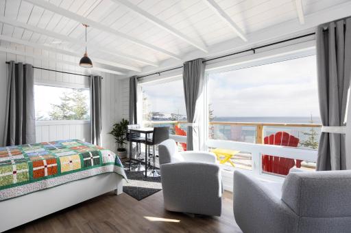 The Cliff Hanger with Hot Tub & Ocean View - Housity