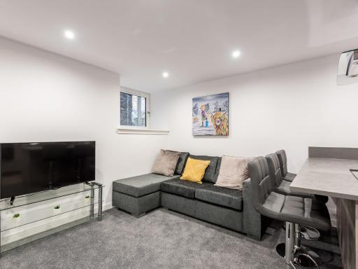 Casa Fresa - Castle Heights Apartment - Housity
