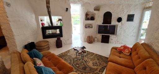 Los Andenes Cave - Housity