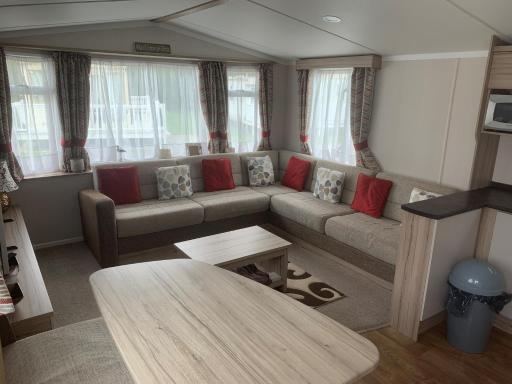 CLJP Caravan Cleethorpes Beach formally Thorpe Park Free WI-FI - Housity