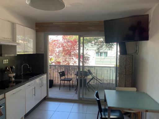 Appartement en résidence climatisé avec parking - Housity