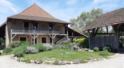 Gîte Chez Léo - Housity