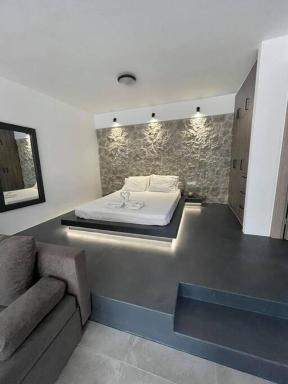 Rock N Sun - Brand new apartment in Ermioni - Housity