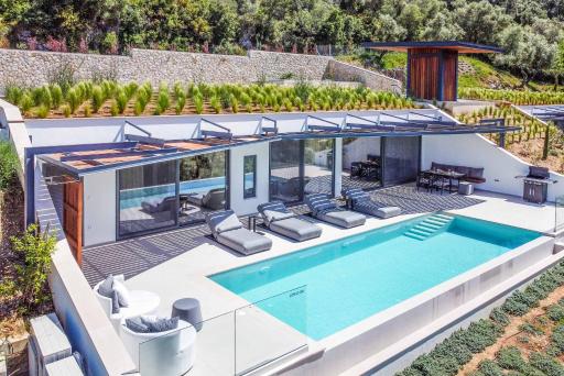 Villa Beyond the Dream - Housity