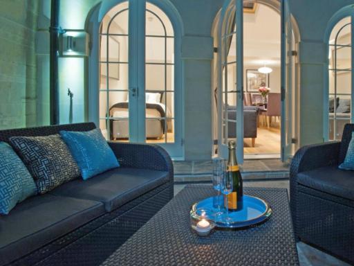 Bath Circle - Housity