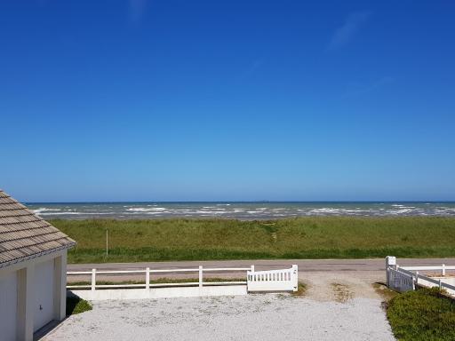 Villa La Marine en bord de mer - Housity