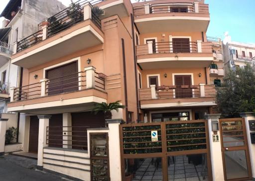 Casa-Lino Delizioso Appartamento Centro Taormina - Housity