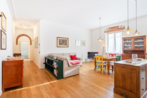 San Vitale Elegant Flat - Housity