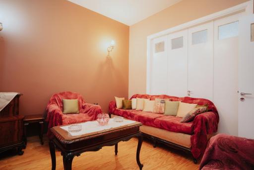 Kalavrita downtown 3 bedroom house for 6 pers - Housity