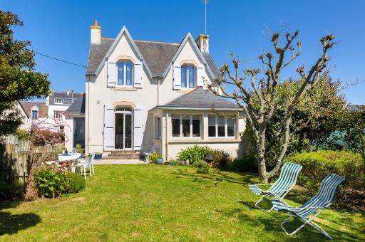 Au coeur de Tréffiagat - maison pour 6 - 300m de la plage - Housity