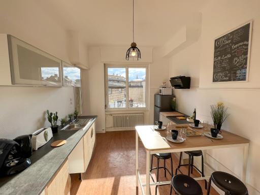 Chambres privées -Private room- dans un spacieux appartement - 100m2 centre proche gare - Housity