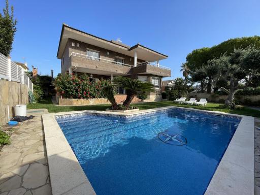 Chalet Vacacional, Calafell - Housity