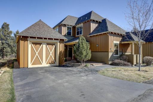Bunk House - Housity