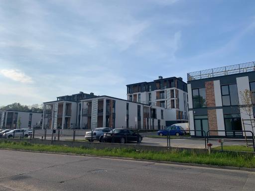 Klimatyzowany apartament z miejscem garażowym - Housity