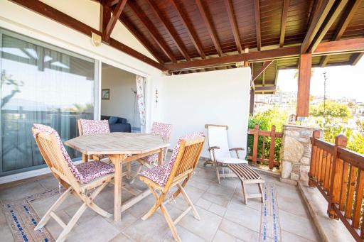 Cozy House With Balcony and Backyard Surrounded by Nature in Bodrum - Housity
