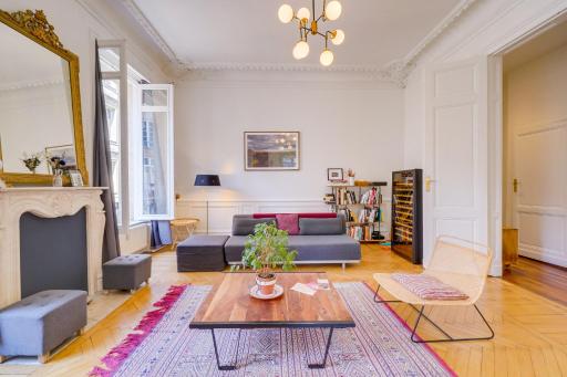 Bordeaux - St Pierre - Cœur historique - 120m2- 4 personnes - Housity