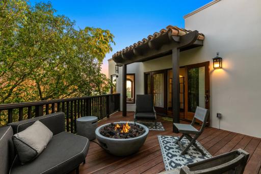 Casa Blanca - Housity