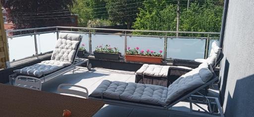 liège 4420 rue jean Jaurès 45 grande maison joyeuse avec terrasse 30m2 pour 8 personnes maximum - Housity