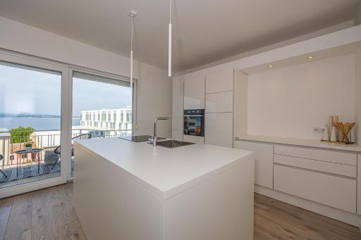 Apartment near sandy beach - Housity