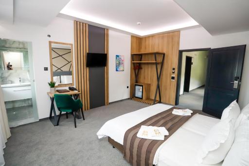 Glavatarski Han - Housity