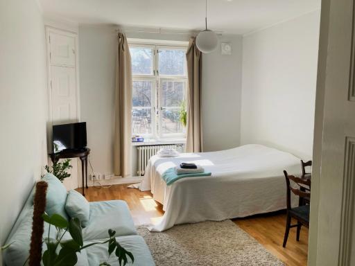Bright one-room studio in the heart of Kallio - Housity