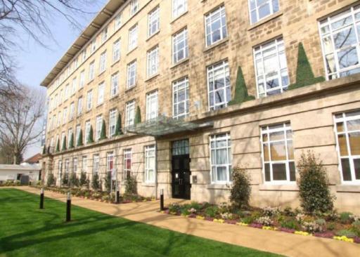Stunning 2 bed flat! Centrally located in London, UK! - Housity