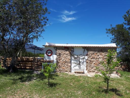 El Establo - Housity
