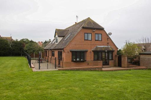 JESBeauty-all travellers' need - Housity