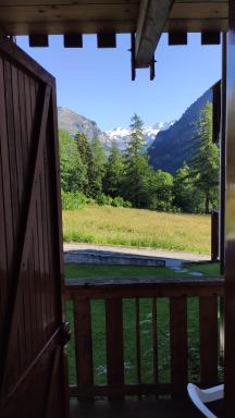 Appartamento Gressoney-Saint-Jean (Obre Biel) - I Larici - Housity