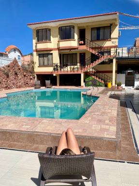Hotel Mitru - Housity