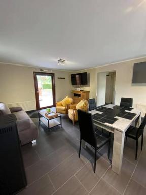 GITE DE LA FAMENNE - Housity