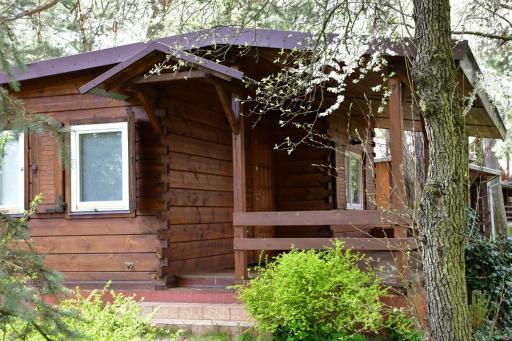 Sosnowy Domek - Housity