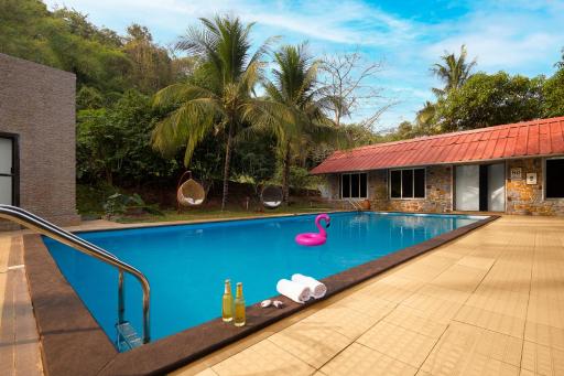 SaffronStays Meadowbrook, Panvel - pet-friendly villa near Karnala Bird Sanctuary - Housity