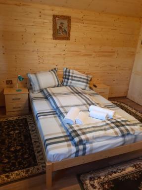 Căsuțele din Retezat - Housity