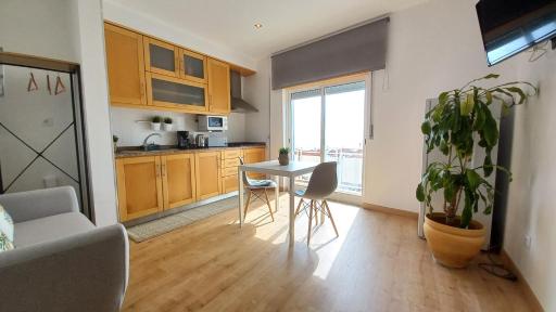 Fantastic view over the sea and village - Housity