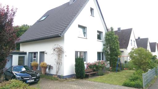 Geräumiges Ferienhaus in Bad Salzuflen mit einfacher Ausstattung, für Geschäftsreisende, Gruppen oder Familien geeignet, 4 Schlafzimmer - Housity