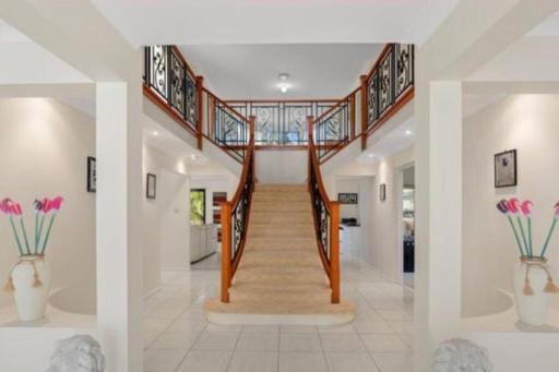 Beautiful 5 bedroom house in Jervis Bay - Housity