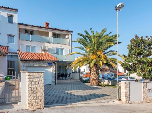 Summer house Pula - Hizvo