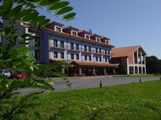 Hotel Cristina - Housity