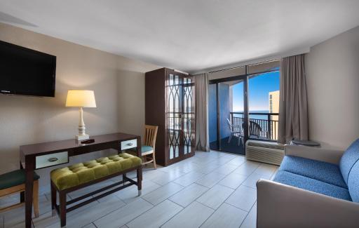 Hotel Blue - Housity
