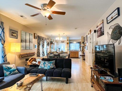Chincoteague Island Beach House - Sir Whelk-A-Lot - New! - Downtown Location! Bikes & Yaks Included! - Housity