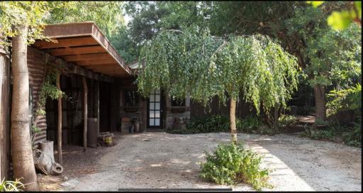Oliver's potting shed - Housity