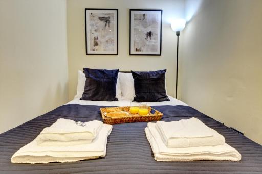 Best Stay Promise The Hidden Nook off Caroline Street nr St Pauls Square & Public Parking I Stylish & Calm Executive Eco-Aprt I Pets Welcome - Housity