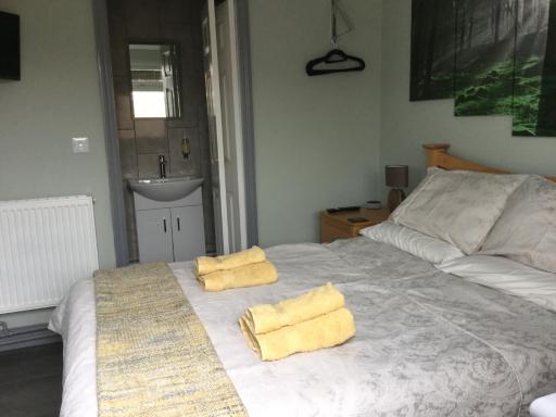 The Hide at Pinchbeck - Housity