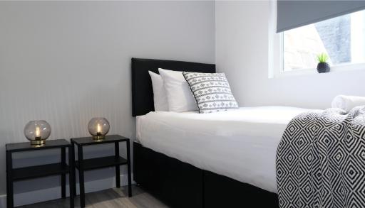 The Kop End Hotel by Serviced Living Liverpool - Housity