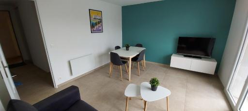 Chez Julie - Housity