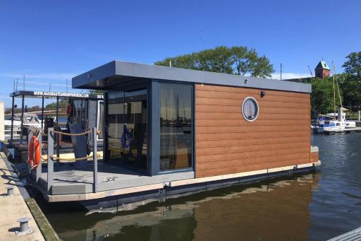 Houseboat in Kamien Pomorski with a terrace - Housity