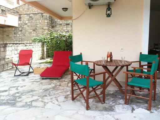 Risan club 6/1 - Housity