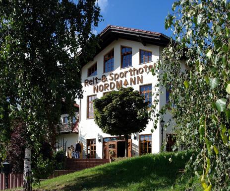 Reit-und Sporthotel Nordmann - Housity