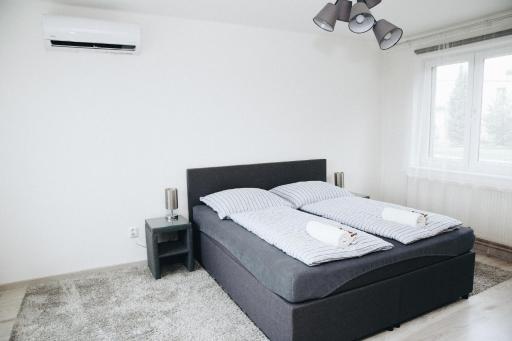 Alisa Apartments - Housity
